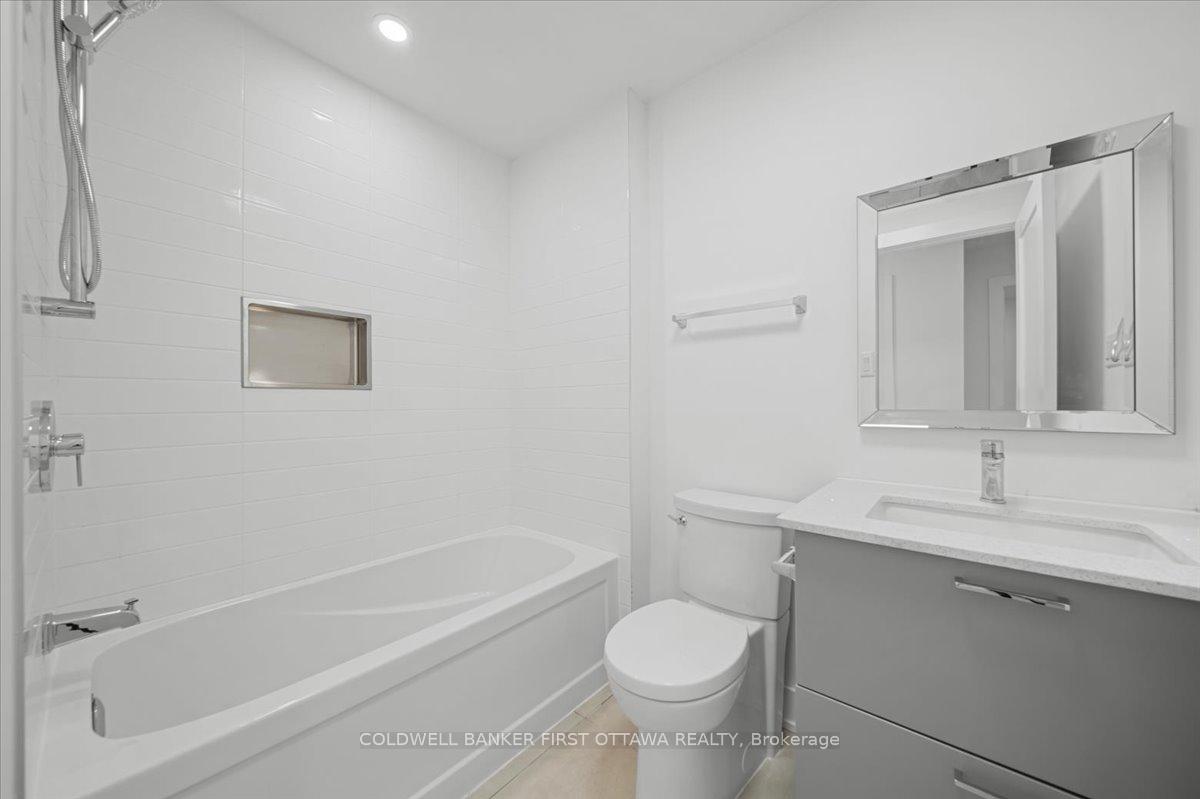Photo 3 of Unit A, 236 Lebreton Street, Ottawa, West Centre Town — HOMEH
