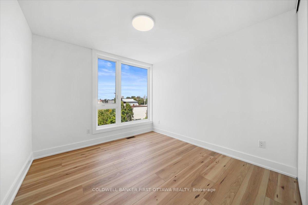 Photo 11 of Unit A, 236 Lebreton Street, Ottawa, West Centre Town — HOMEH