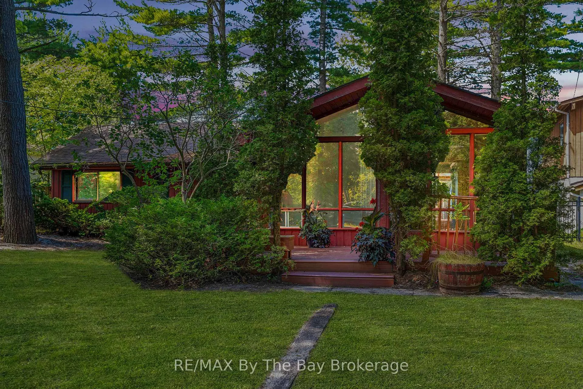 Photo 6 of 156 Santos Lane, Wasaga Beach — HOMEH