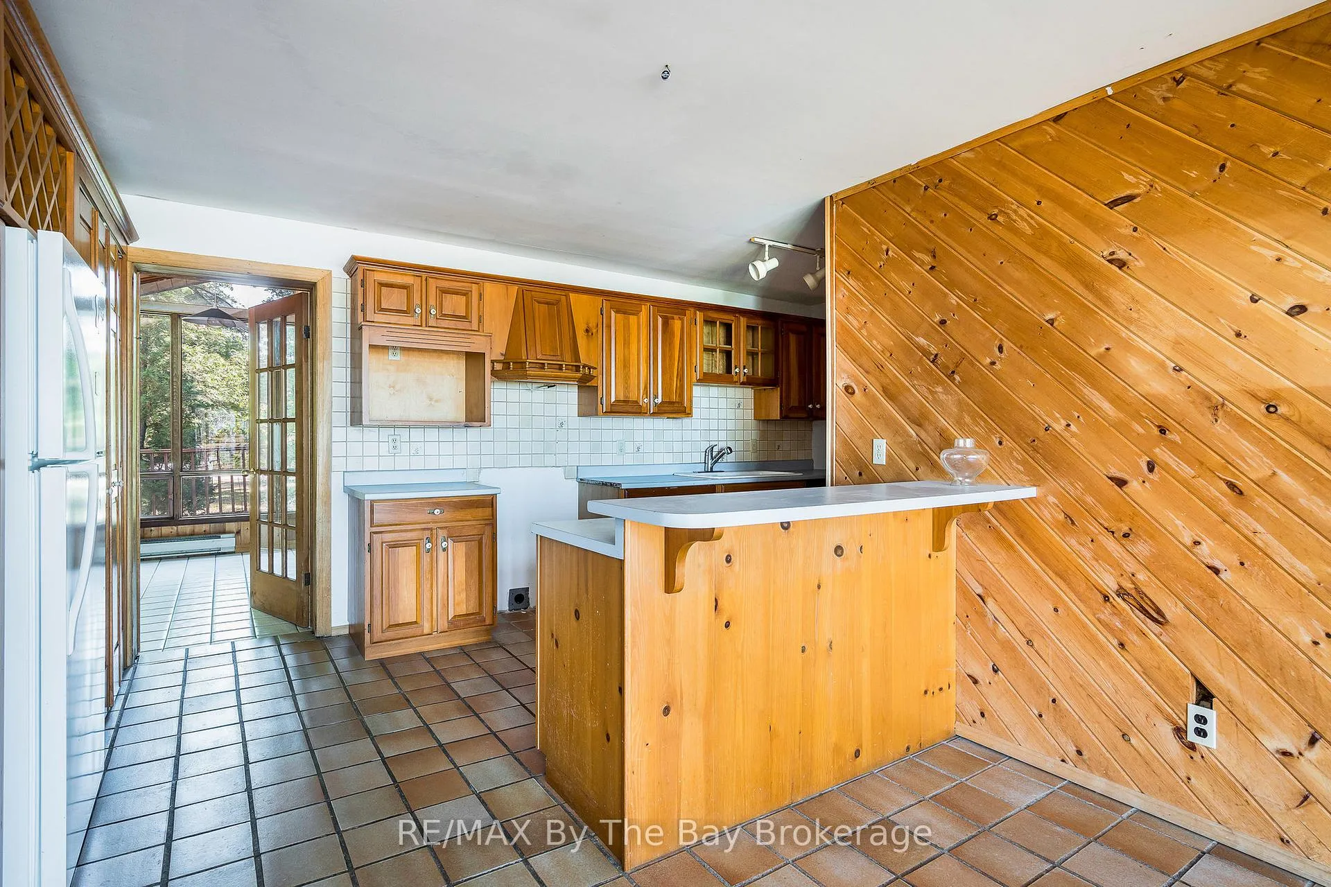 Photo 12 of 156 Santos Lane, Wasaga Beach — HOMEH