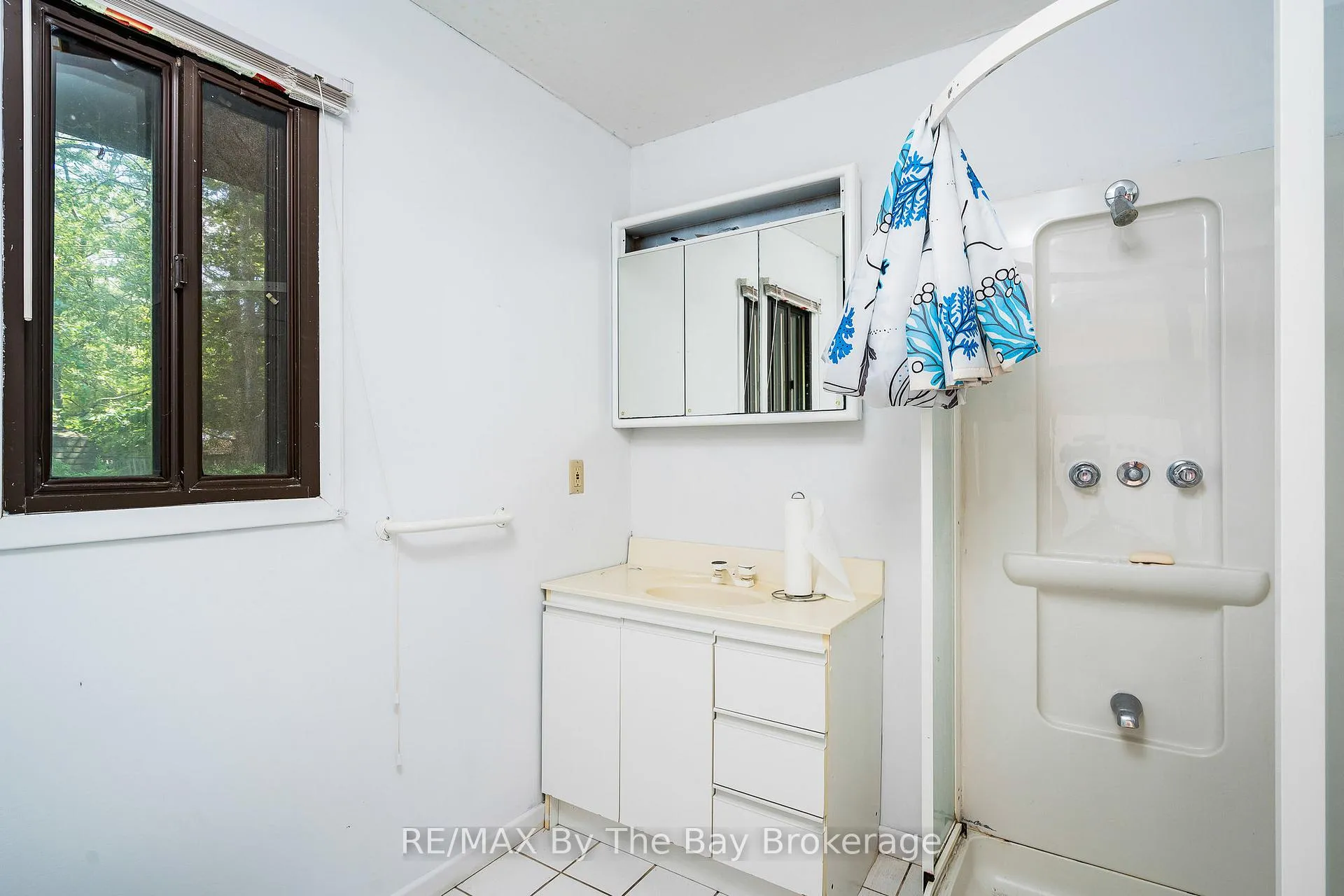 Photo 14 of 156 Santos Lane, Wasaga Beach — HOMEH