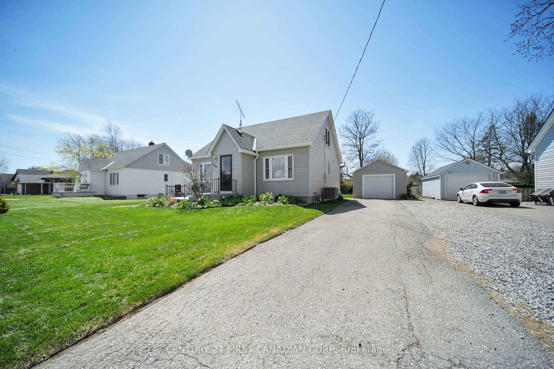 Photo 3 of 280 Graham Street, West Elgin, West Lorne — HOMEH