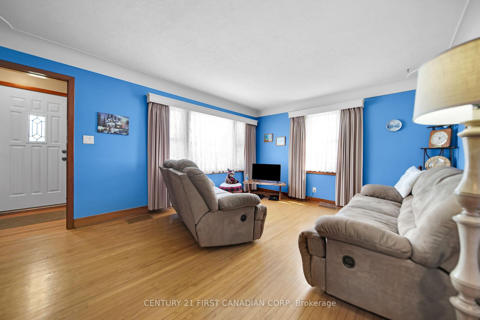 Photo 7 of 280 Graham Street, West Elgin, West Lorne — HOMEH