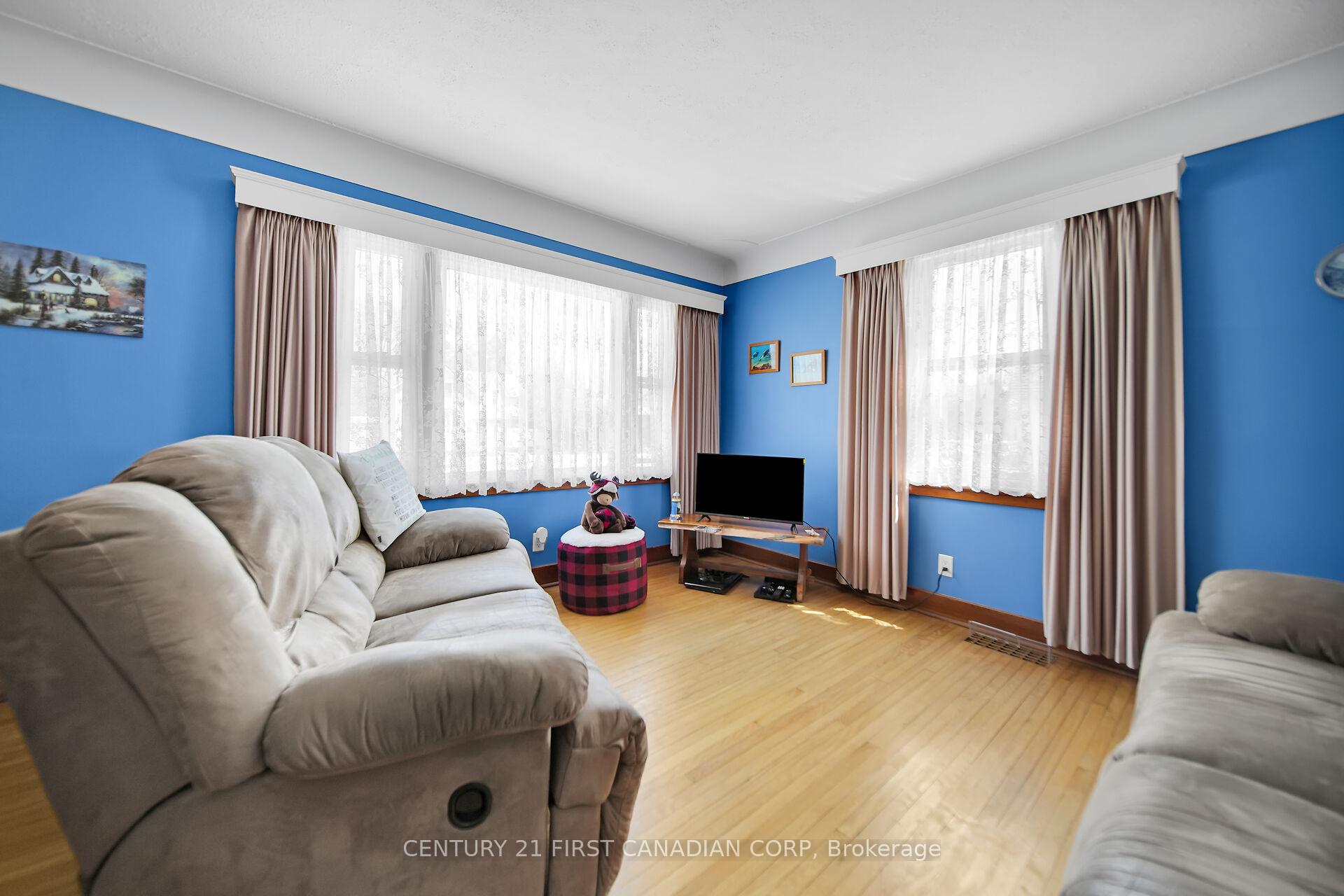 Photo 8 of 280 Graham Street, West Elgin, West Lorne — HOMEH