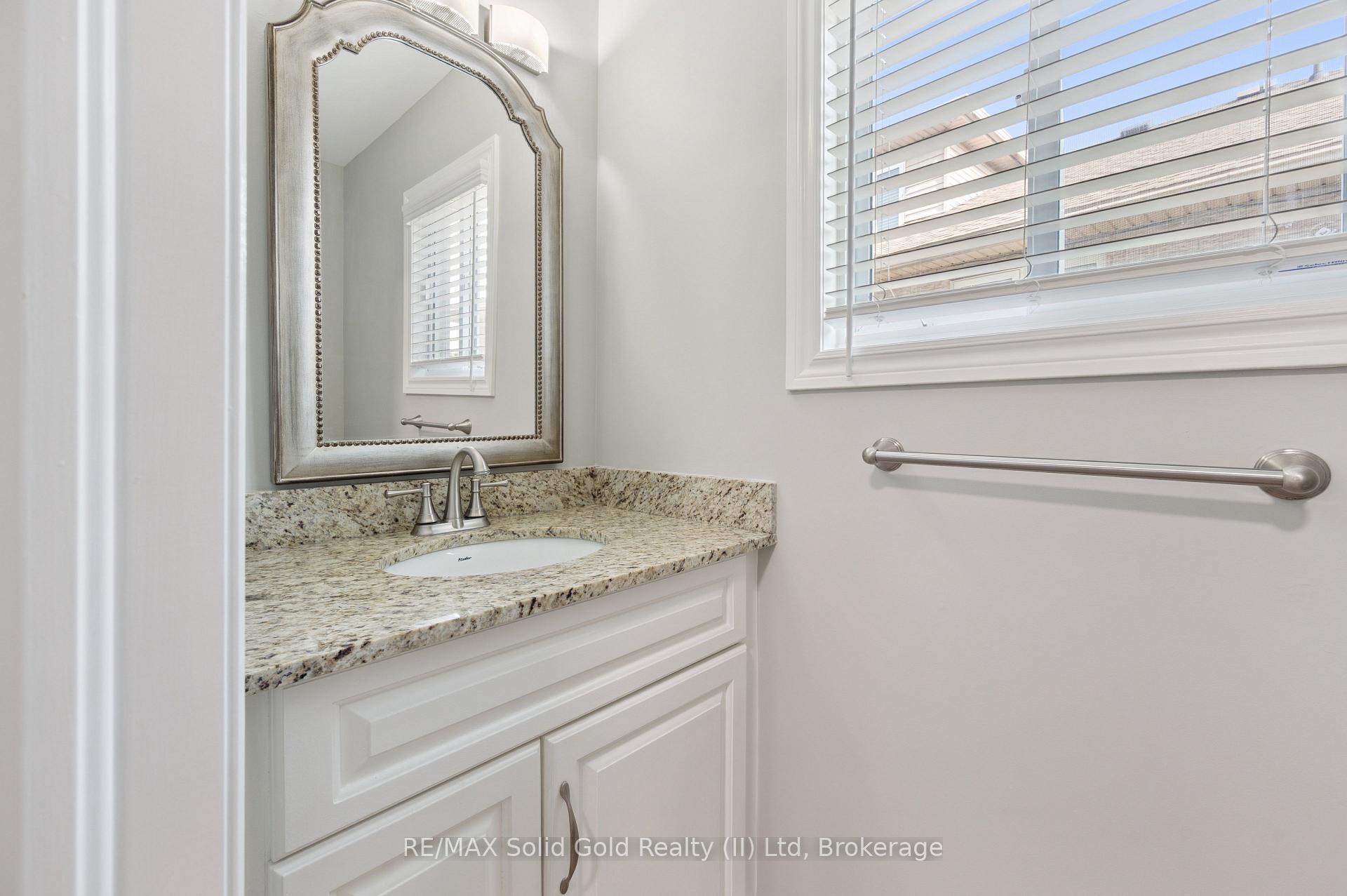 Photo 20 of 497 Brentcliffe Drive, Waterloo — HOMEH
