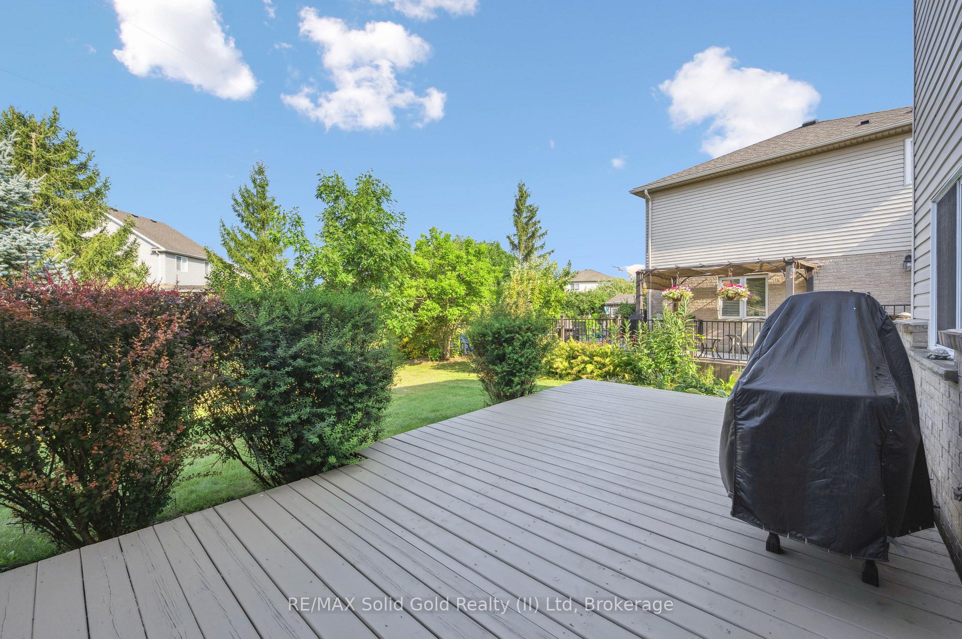 Photo 38 of 497 Brentcliffe Drive, Waterloo — HOMEH