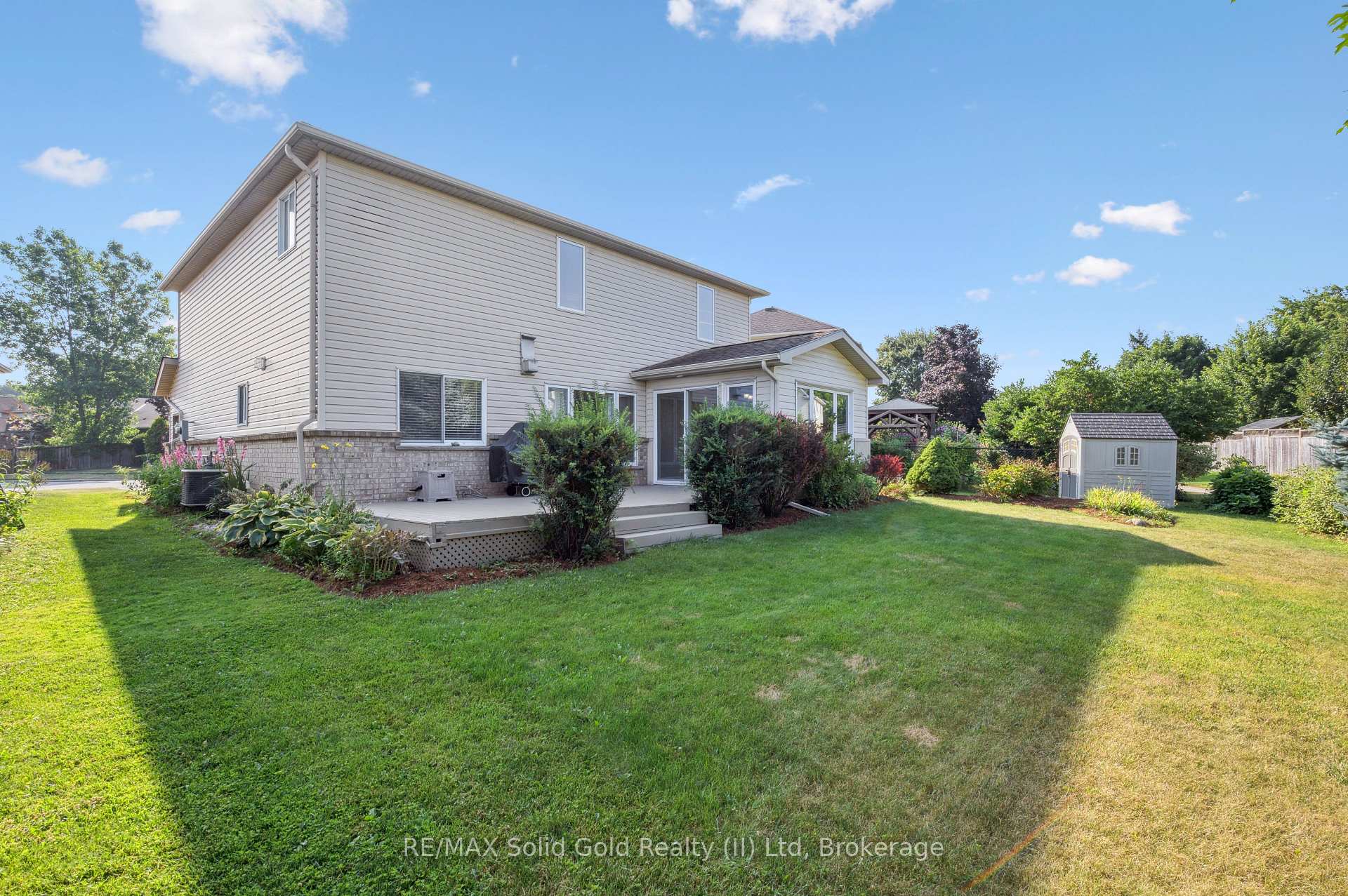 Photo 41 of 497 Brentcliffe Drive, Waterloo — HOMEH