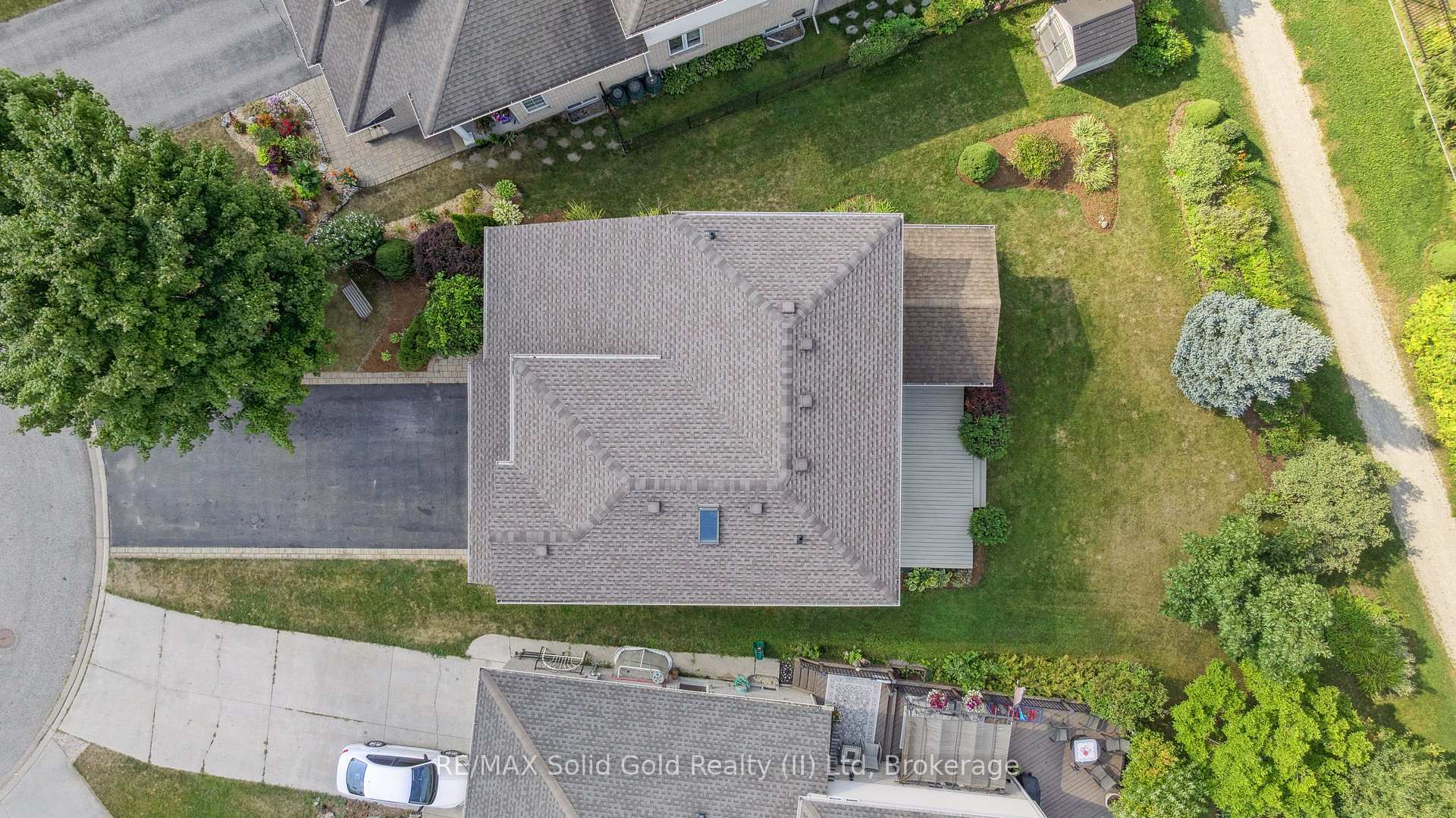 Photo 45 of 497 Brentcliffe Drive, Waterloo — HOMEH