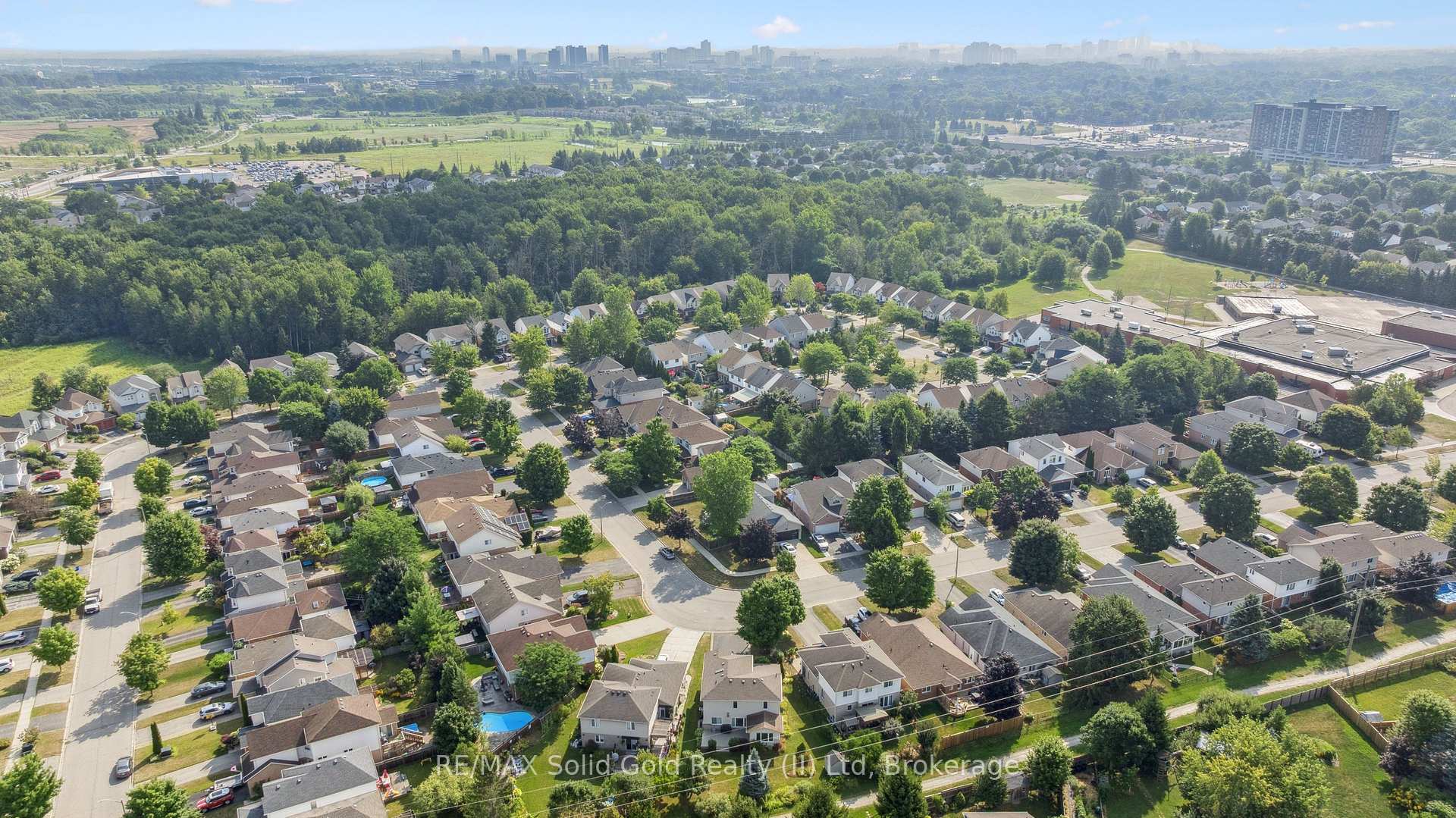 Photo 47 of 497 Brentcliffe Drive, Waterloo — HOMEH