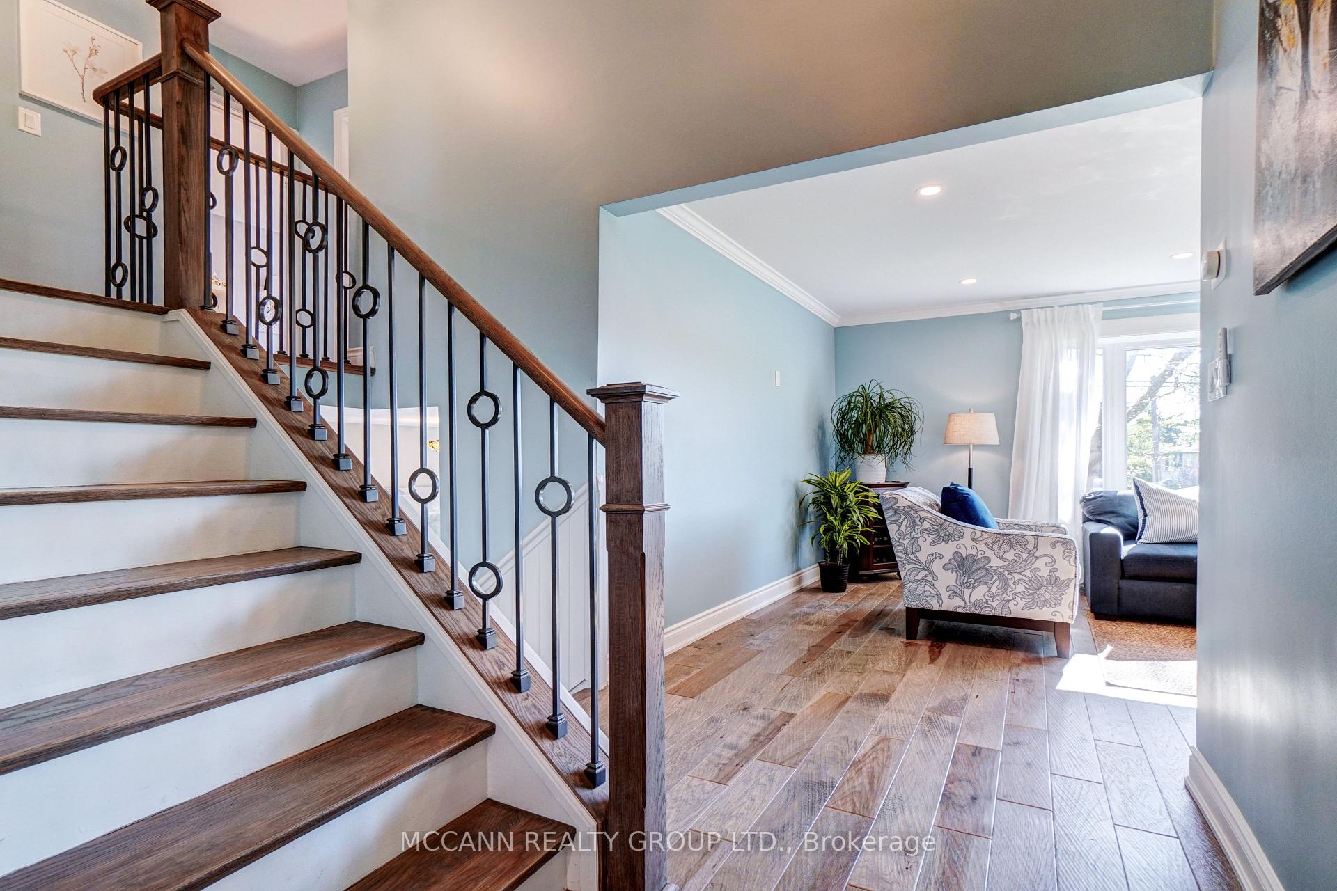 Photo 2 of 29 Third Avenue N, Uxbridge — HOMEH