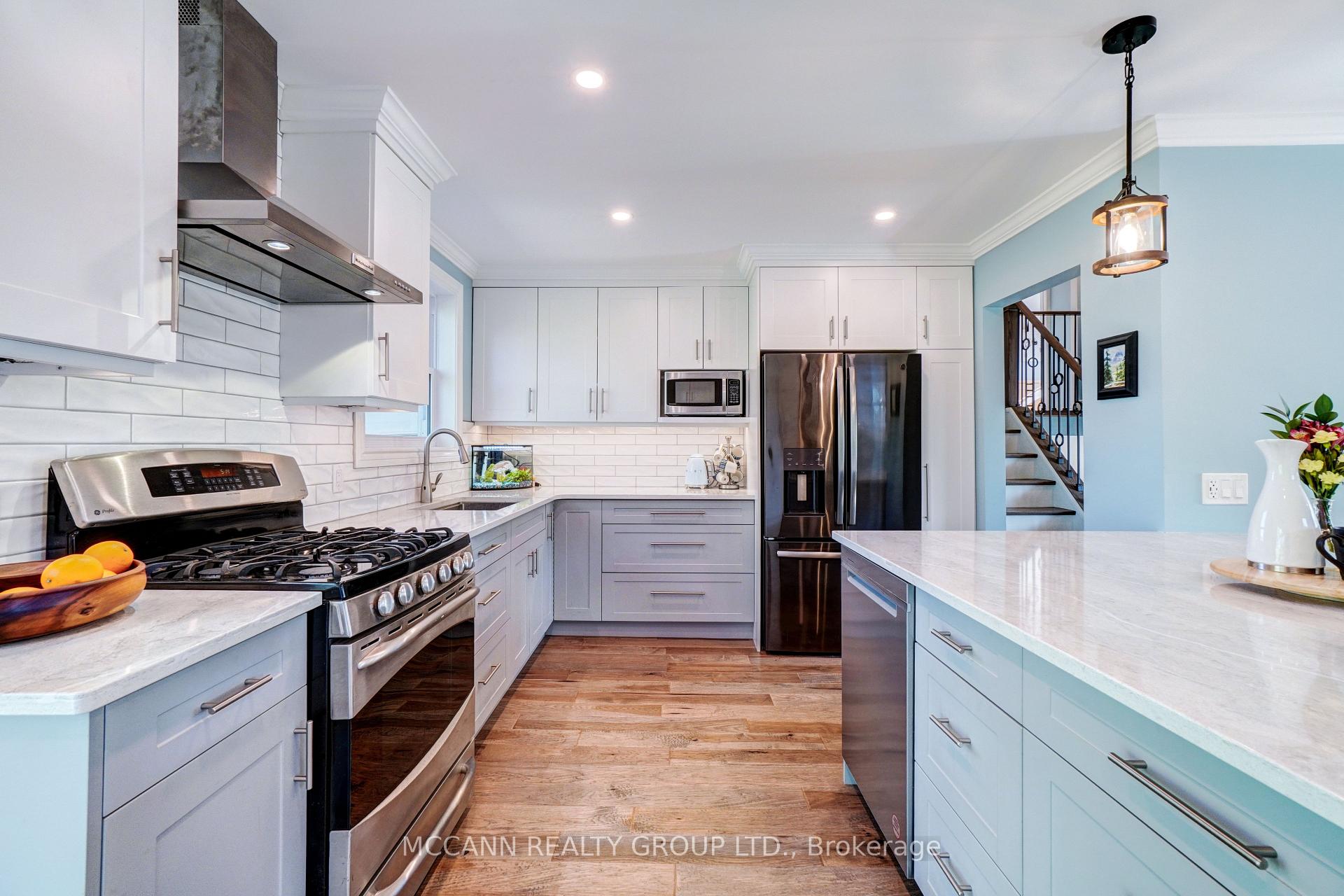 Photo 10 of 29 Third Avenue N, Uxbridge — HOMEH