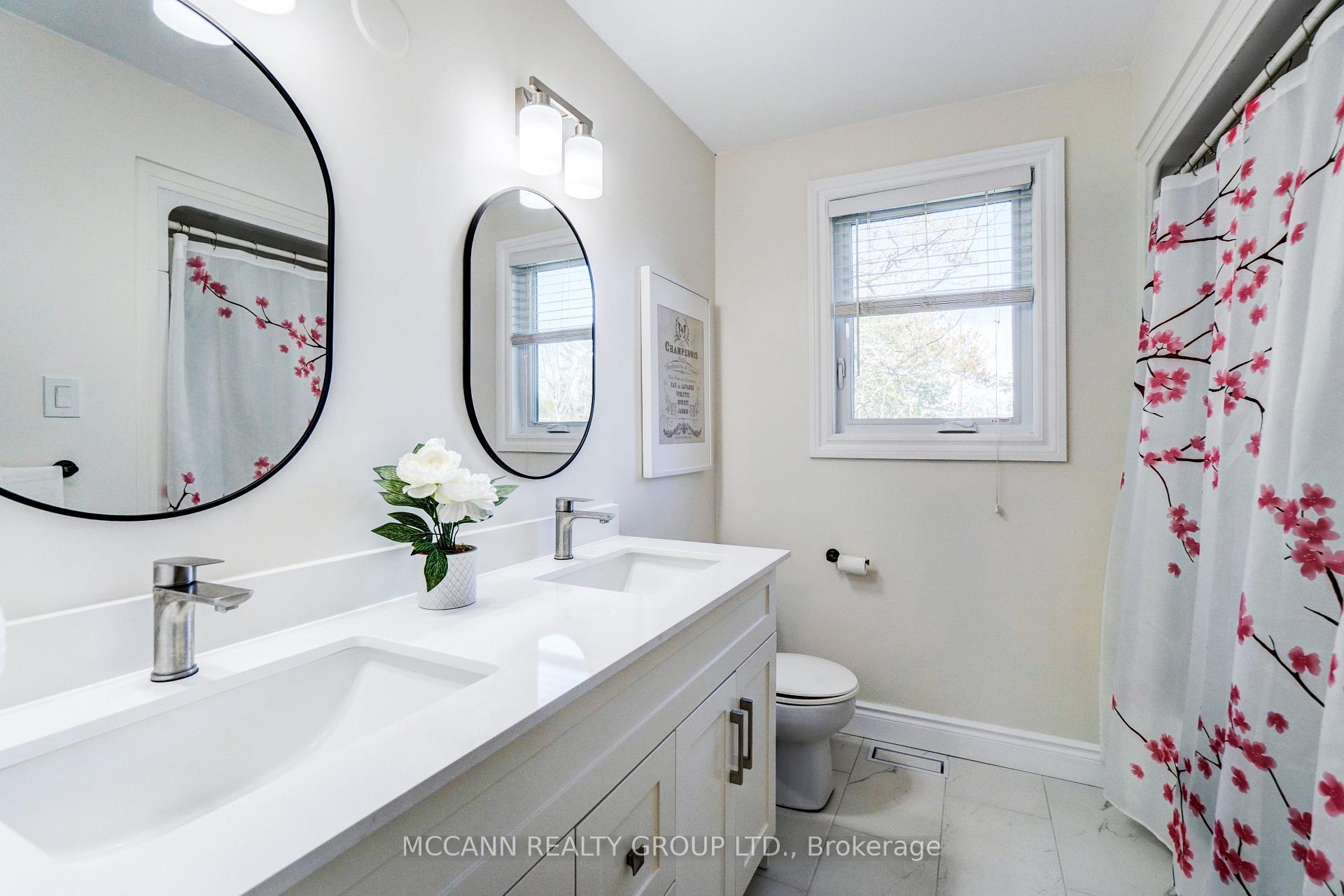 Photo 16 of 29 Third Avenue N, Uxbridge — HOMEH