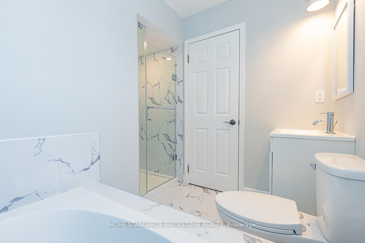 Photo 30 of 72 Sylwood Crescent, Vaughan, Maple — HOMEH