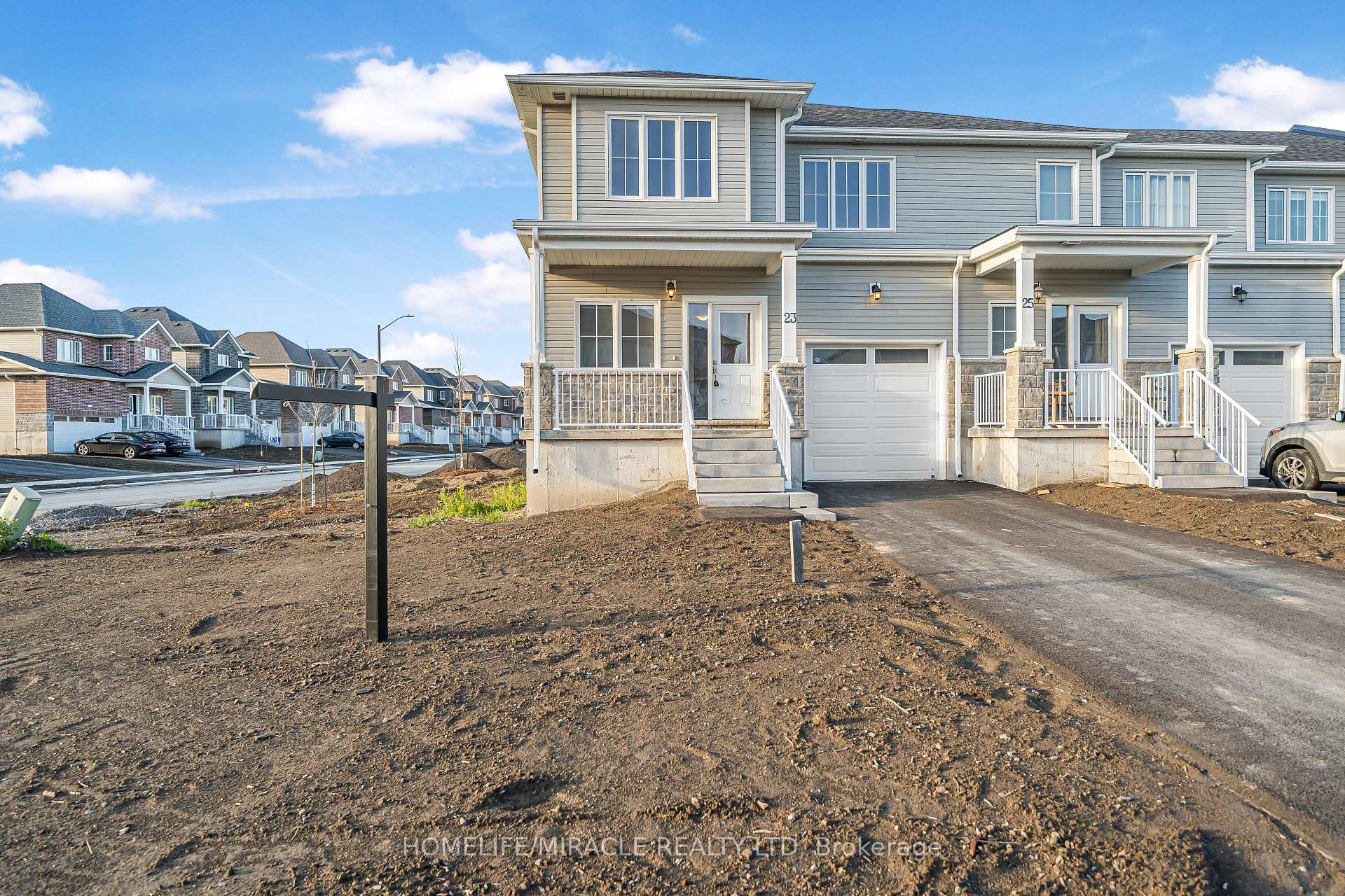 Photo 2 of 23 Lincoln Drive, Belleville, Belleville Ward — HOMEH