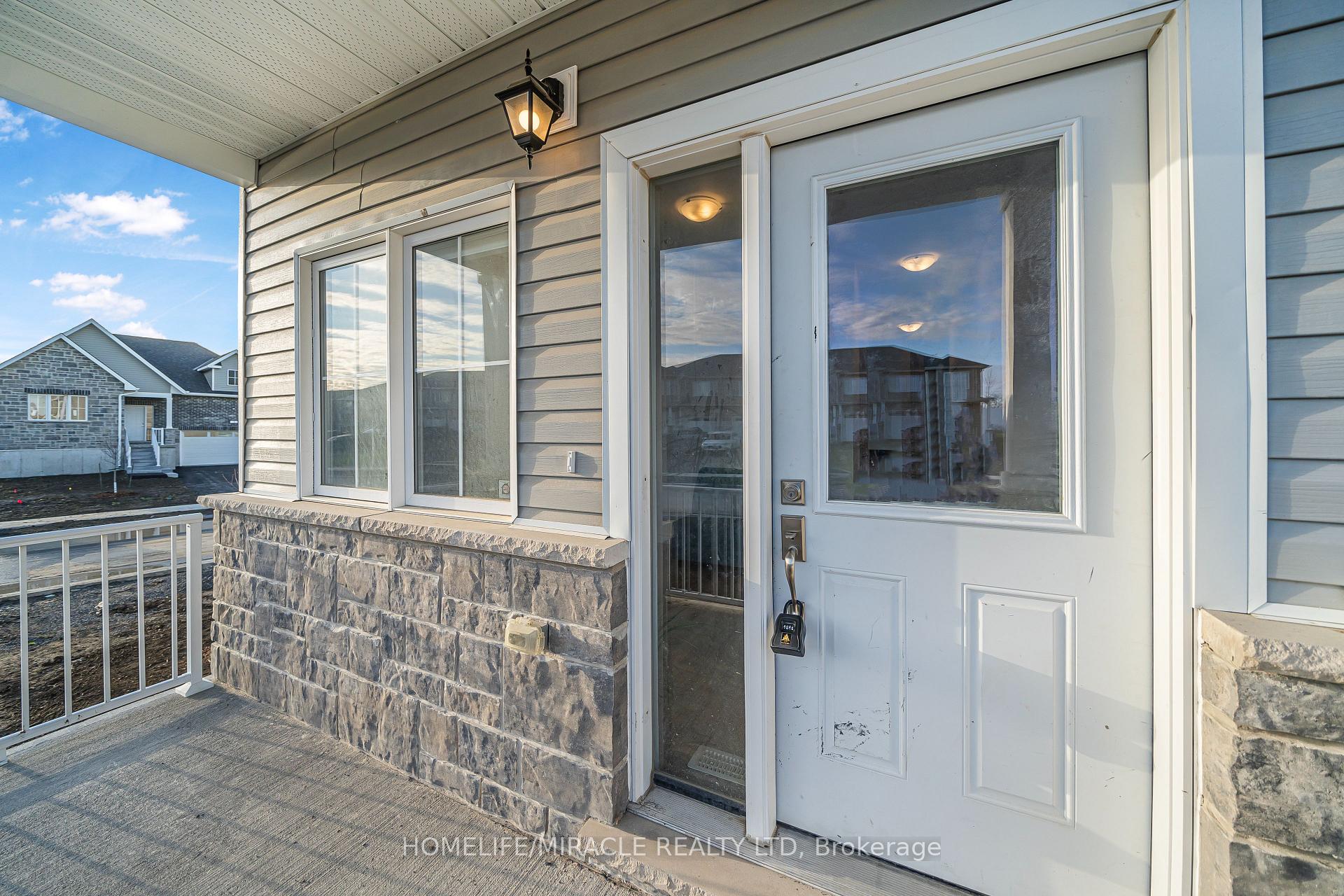 Photo 4 of 23 Lincoln Drive, Belleville, Belleville Ward — HOMEH