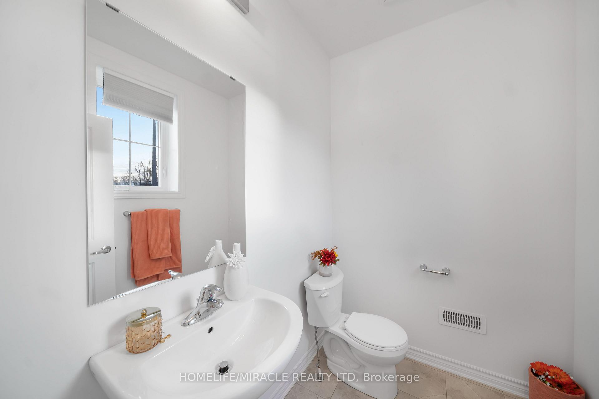 Photo 16 of 23 Lincoln Drive, Belleville, Belleville Ward — HOMEH