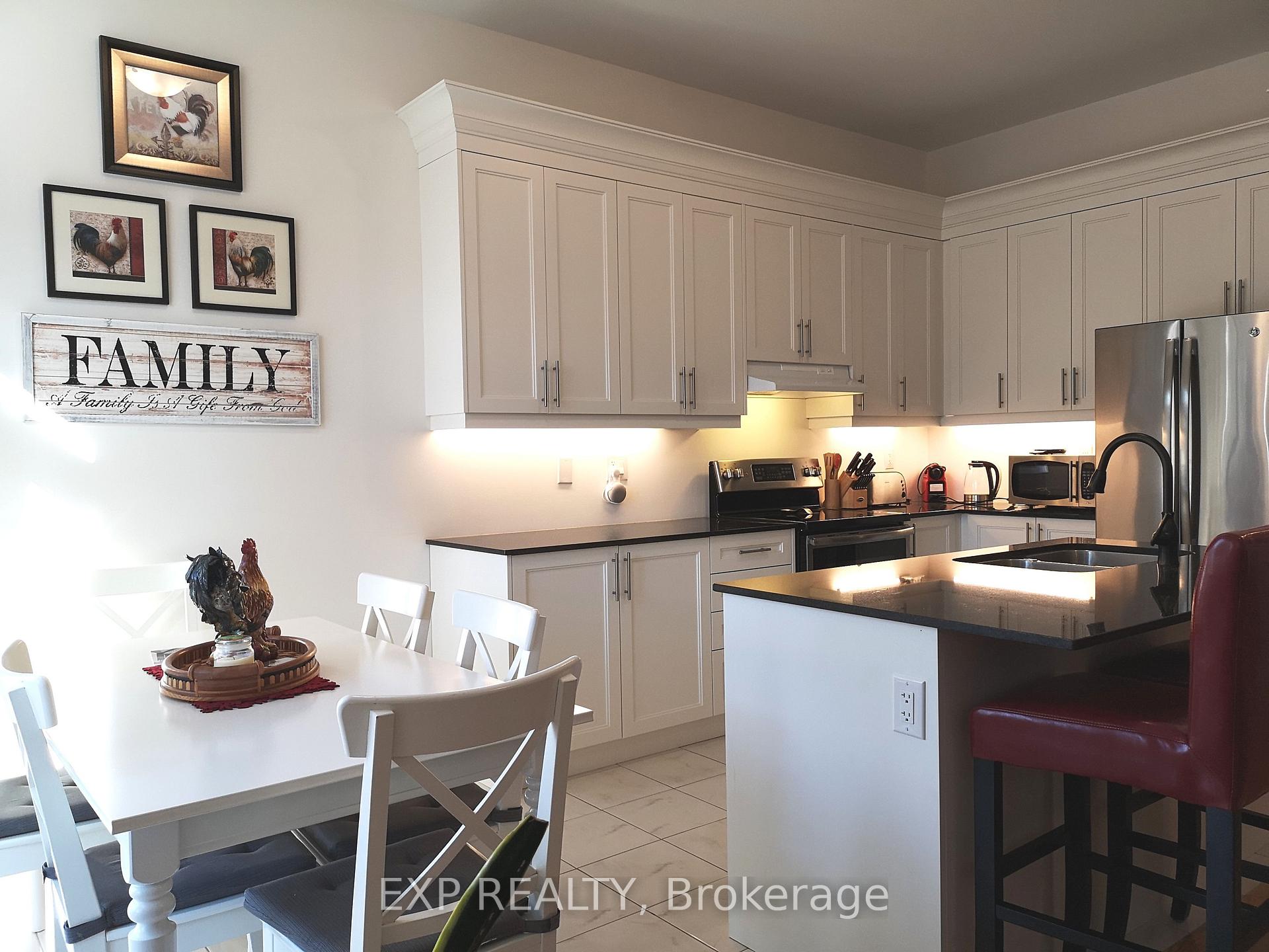 Photo 8 of 22 Farwell Avenue, Wasaga Beach — HOMEH