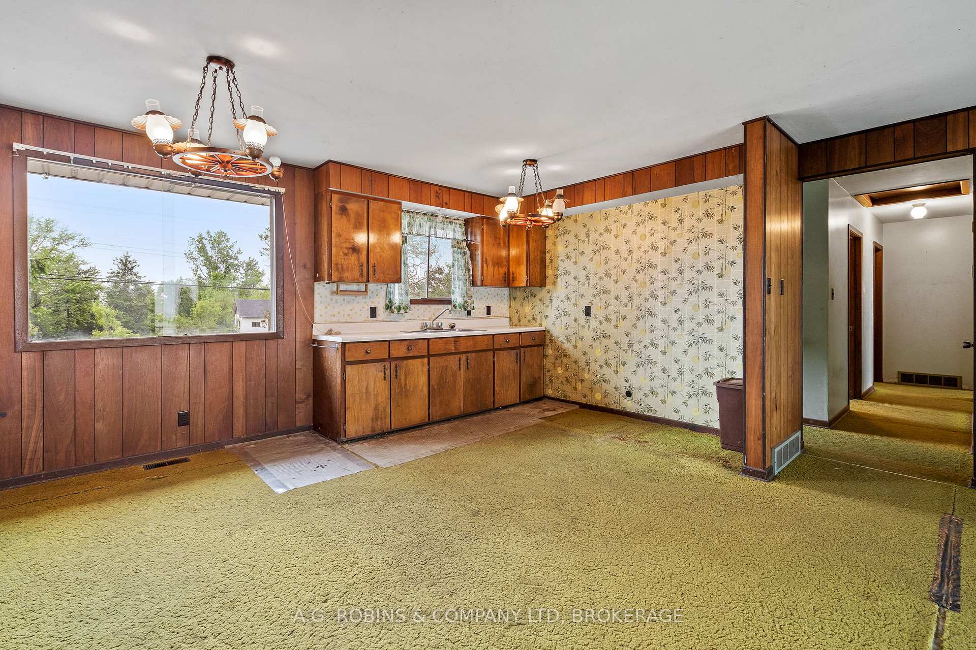 Photo 5 of 13041 Lakeshore Road, Wainfleet, Lakeshore — HOMEH