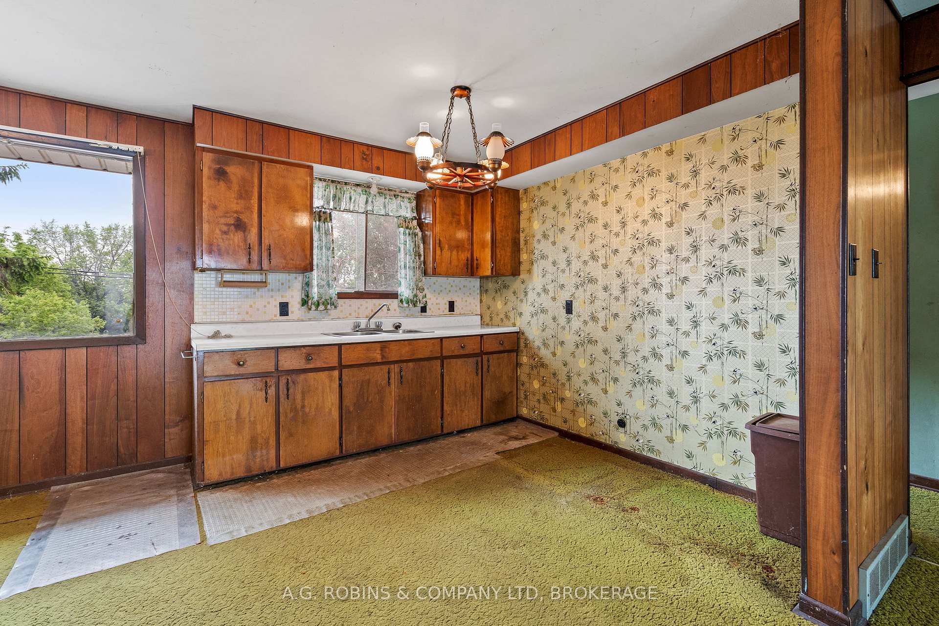 Photo 8 of 13041 Lakeshore Road, Wainfleet, Lakeshore — HOMEH