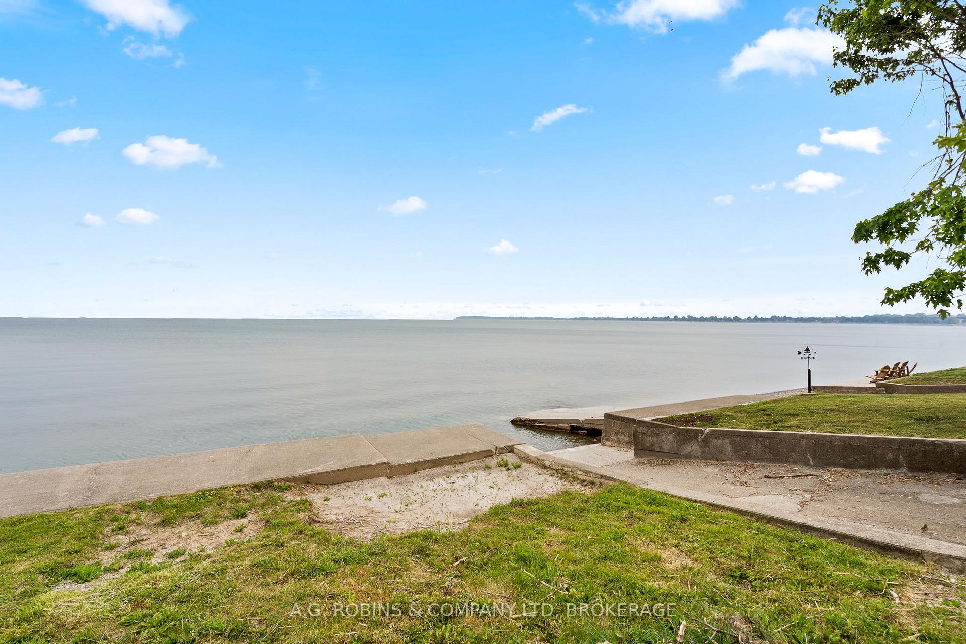 Photo 20 of 13041 Lakeshore Road, Wainfleet, Lakeshore — HOMEH