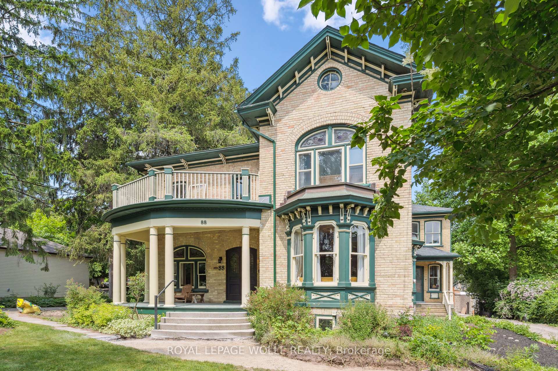 Photo 2 of 88 William Street W, Waterloo — HOMEH