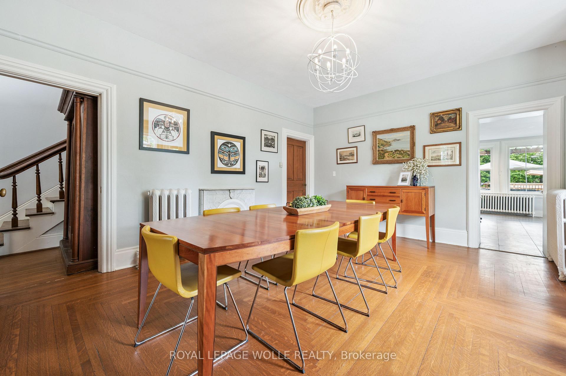 Photo 7 of 88 William Street W, Waterloo — HOMEH