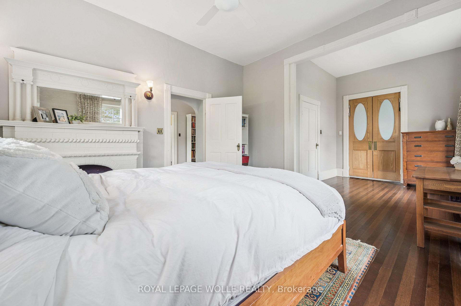 Photo 32 of 88 William Street W, Waterloo — HOMEH
