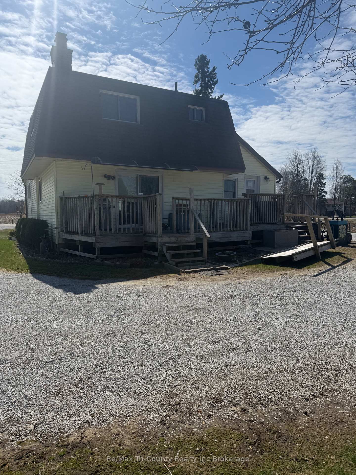 Photo 4 of 23482 Queens Line, West Elgin, Rural West Elgin — HOMEH