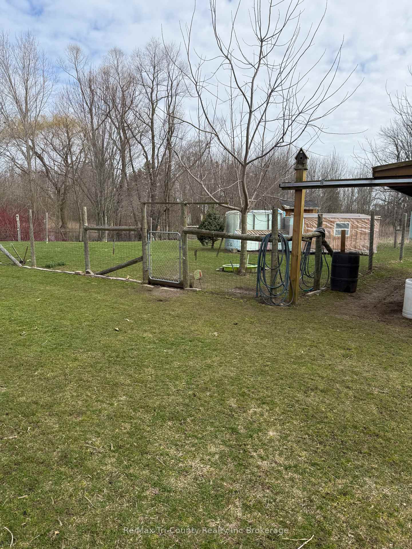 Photo 22 of 23482 Queens Line, West Elgin, Rural West Elgin — HOMEH