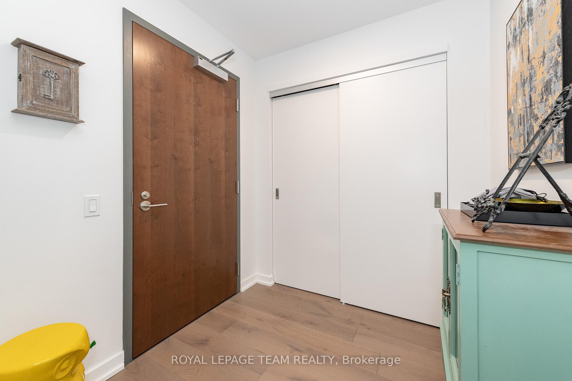 Photo 2 of Unit 513, 320 Miwate, Ottawa, Mechanicsville — HOMEH