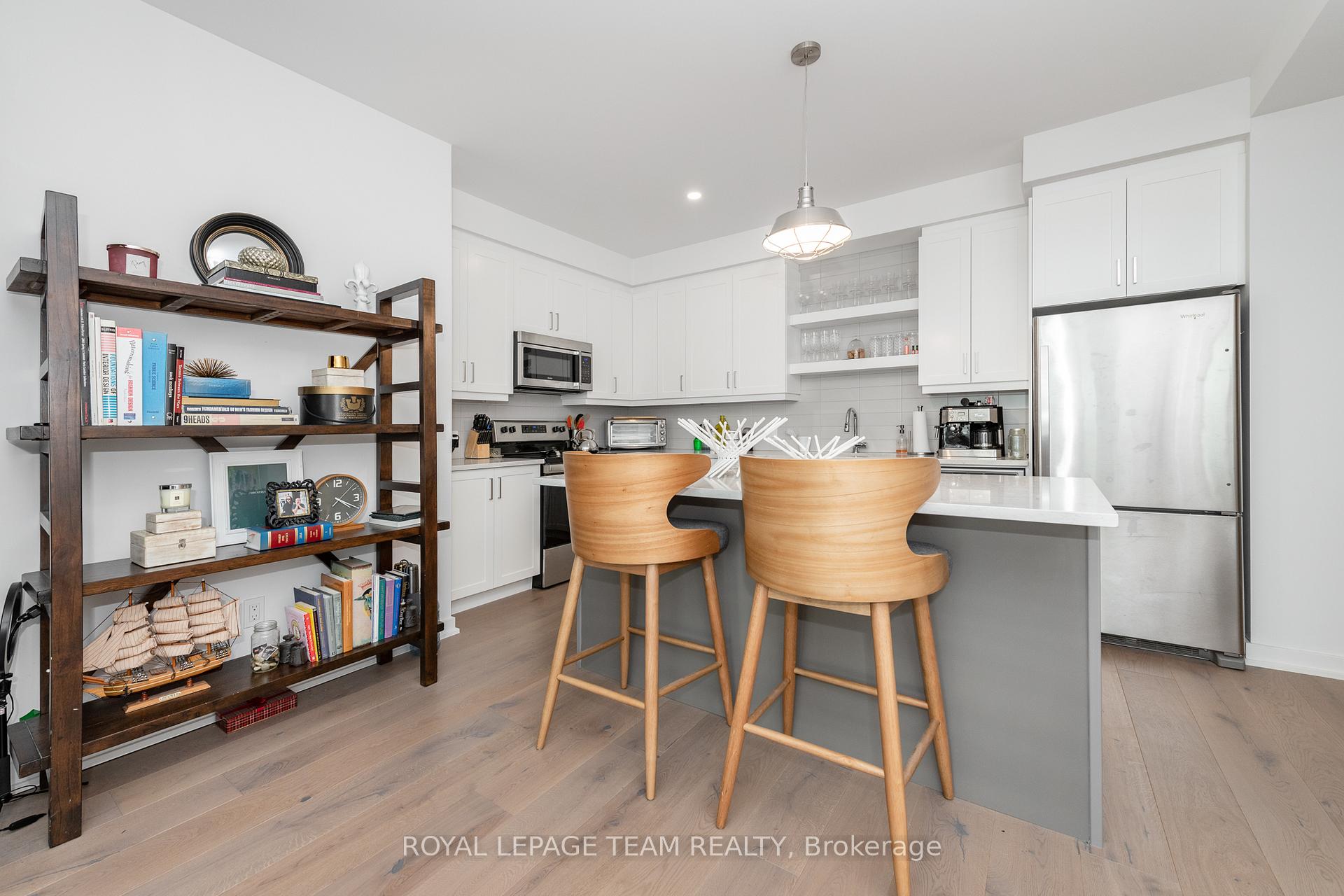 Photo 4 of Unit 513, 320 Miwate, Ottawa, Mechanicsville — HOMEH