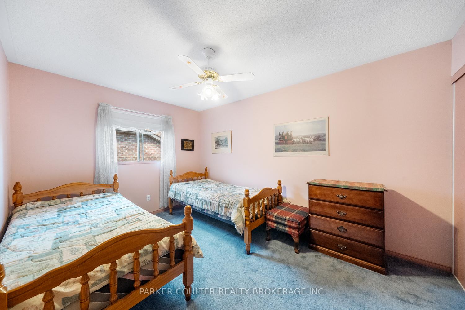 Photo 15 of 73 Timberland Crescent, Wasaga Beach — HOMEH