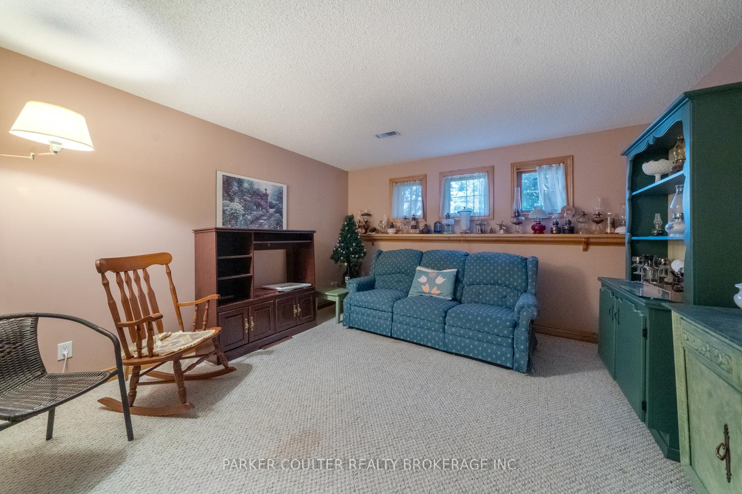 Photo 21 of 73 Timberland Crescent, Wasaga Beach — HOMEH