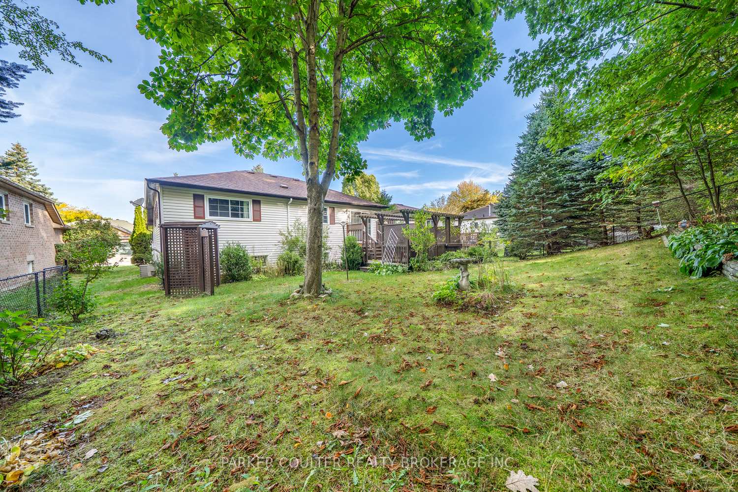 Photo 31 of 73 Timberland Crescent, Wasaga Beach — HOMEH