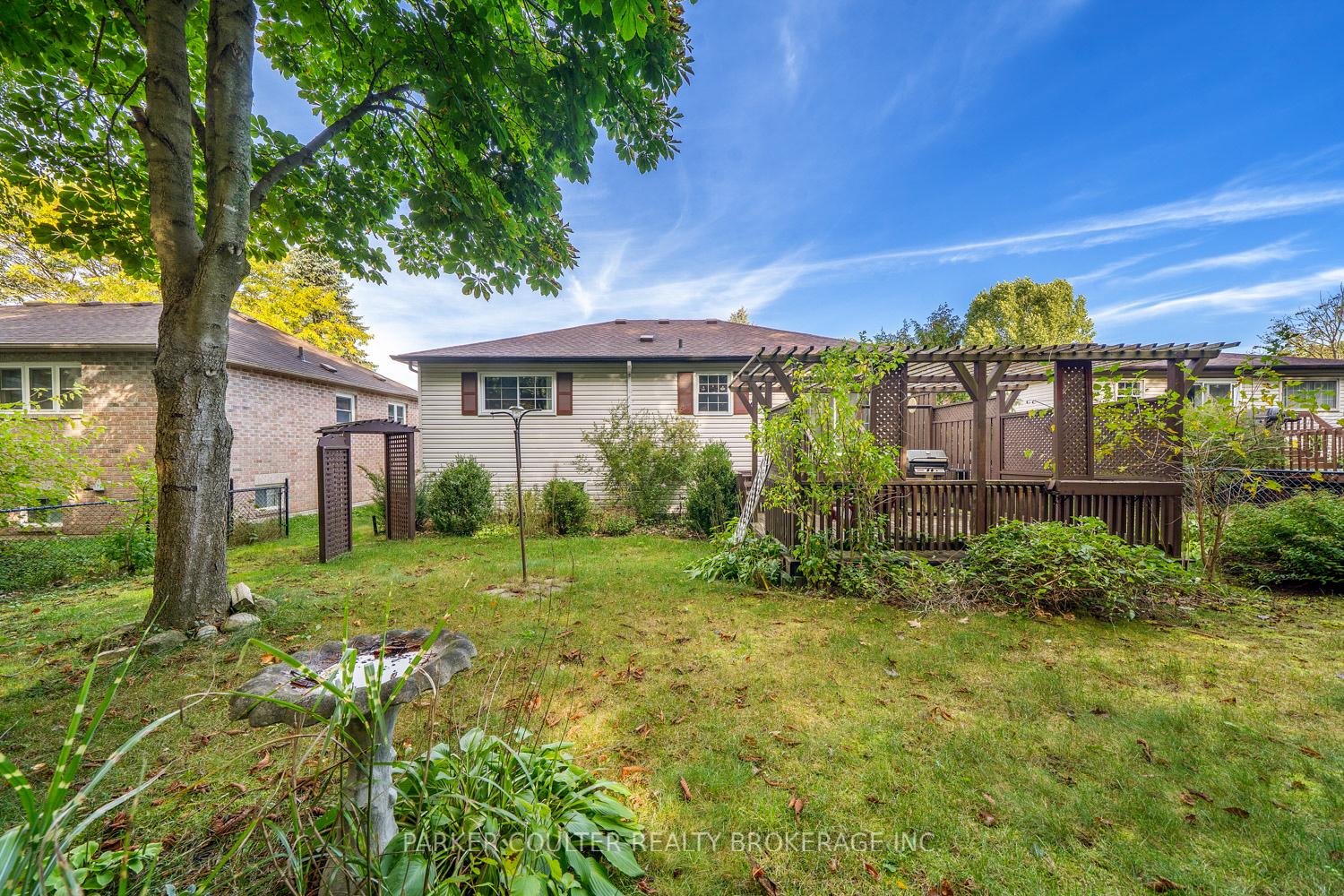 Photo 32 of 73 Timberland Crescent, Wasaga Beach — HOMEH