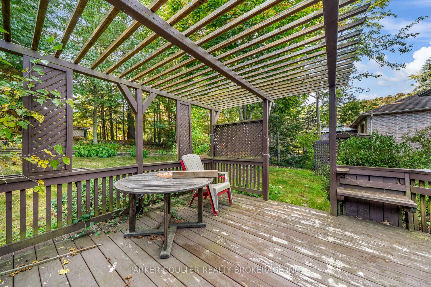 Photo 35 of 73 Timberland Crescent, Wasaga Beach — HOMEH