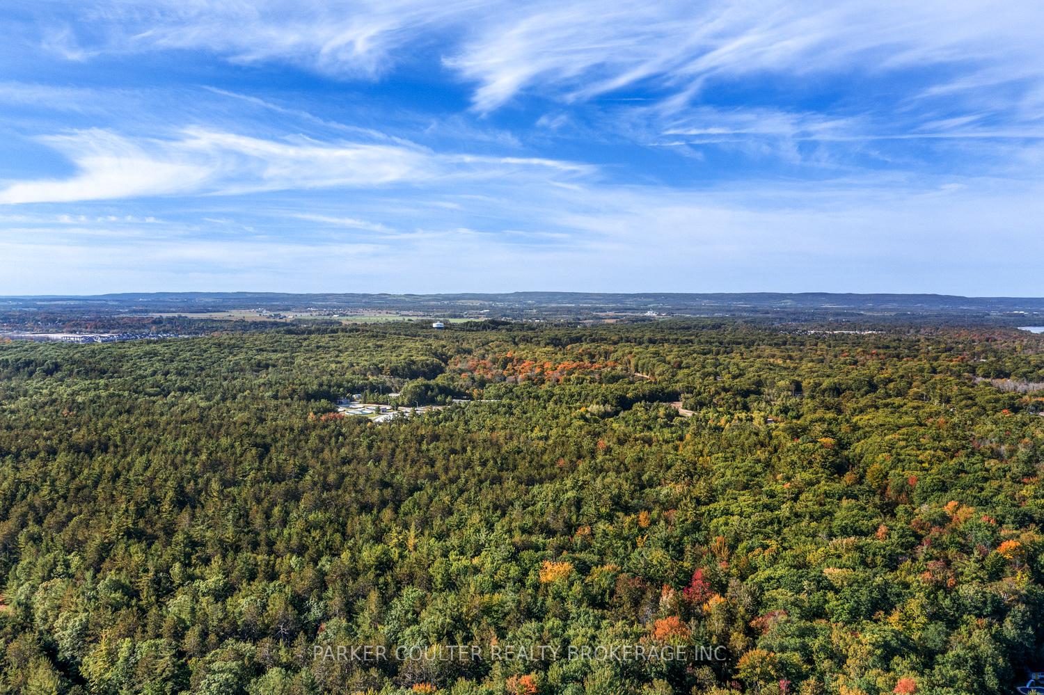Photo 39 of 73 Timberland Crescent, Wasaga Beach — HOMEH