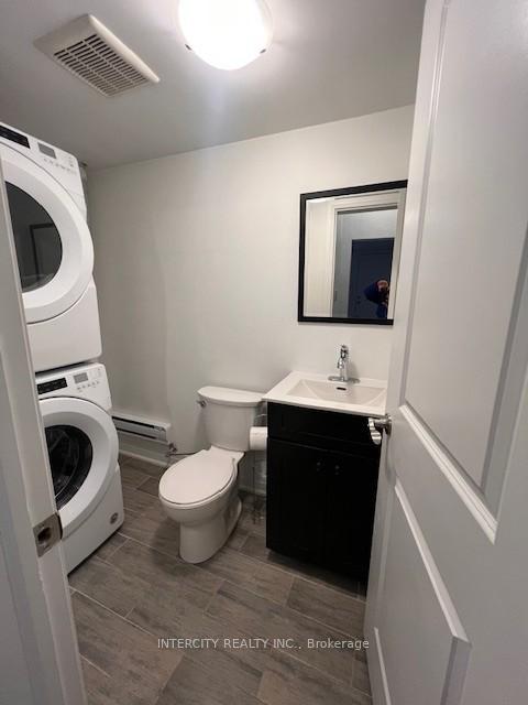Photo 11 of Unit Lower, 81 Vedette Way, Vaughan, East Woodbridge — HOMEH