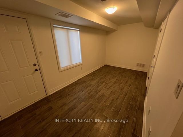 Photo 13 of Unit Lower, 81 Vedette Way, Vaughan, East Woodbridge — HOMEH
