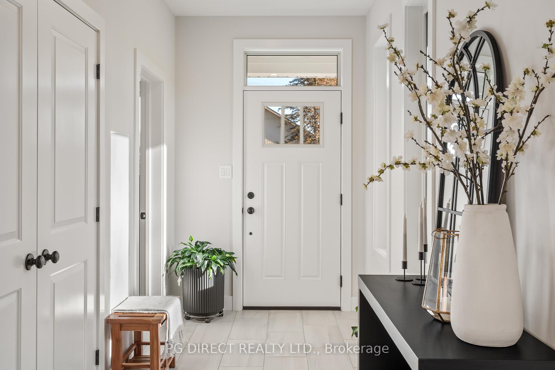 Photo 3 of 131 Main Street, West Elgin, West Lorne — HOMEH