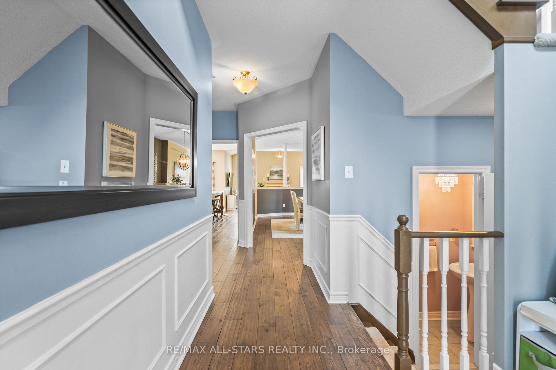 Photo 4 of 22 Brownscombe Crescent, Uxbridge — HOMEH