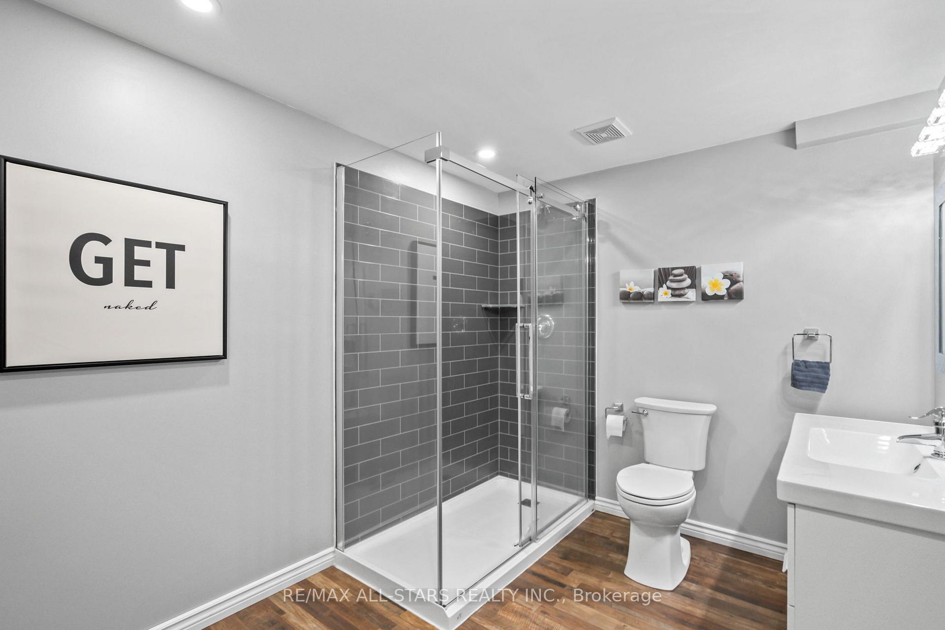 Photo 21 of 22 Brownscombe Crescent, Uxbridge — HOMEH