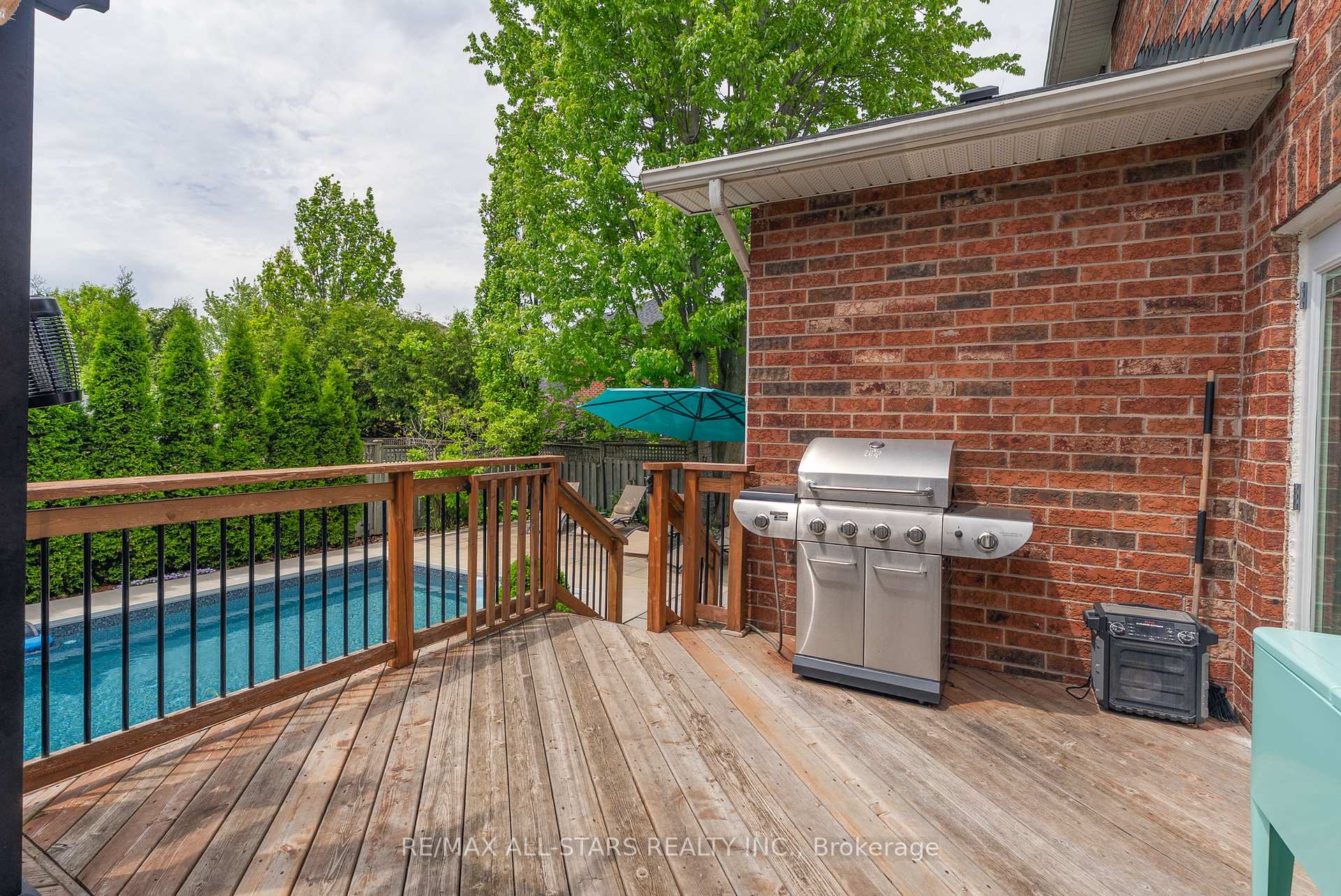 Photo 27 of 22 Brownscombe Crescent, Uxbridge — HOMEH