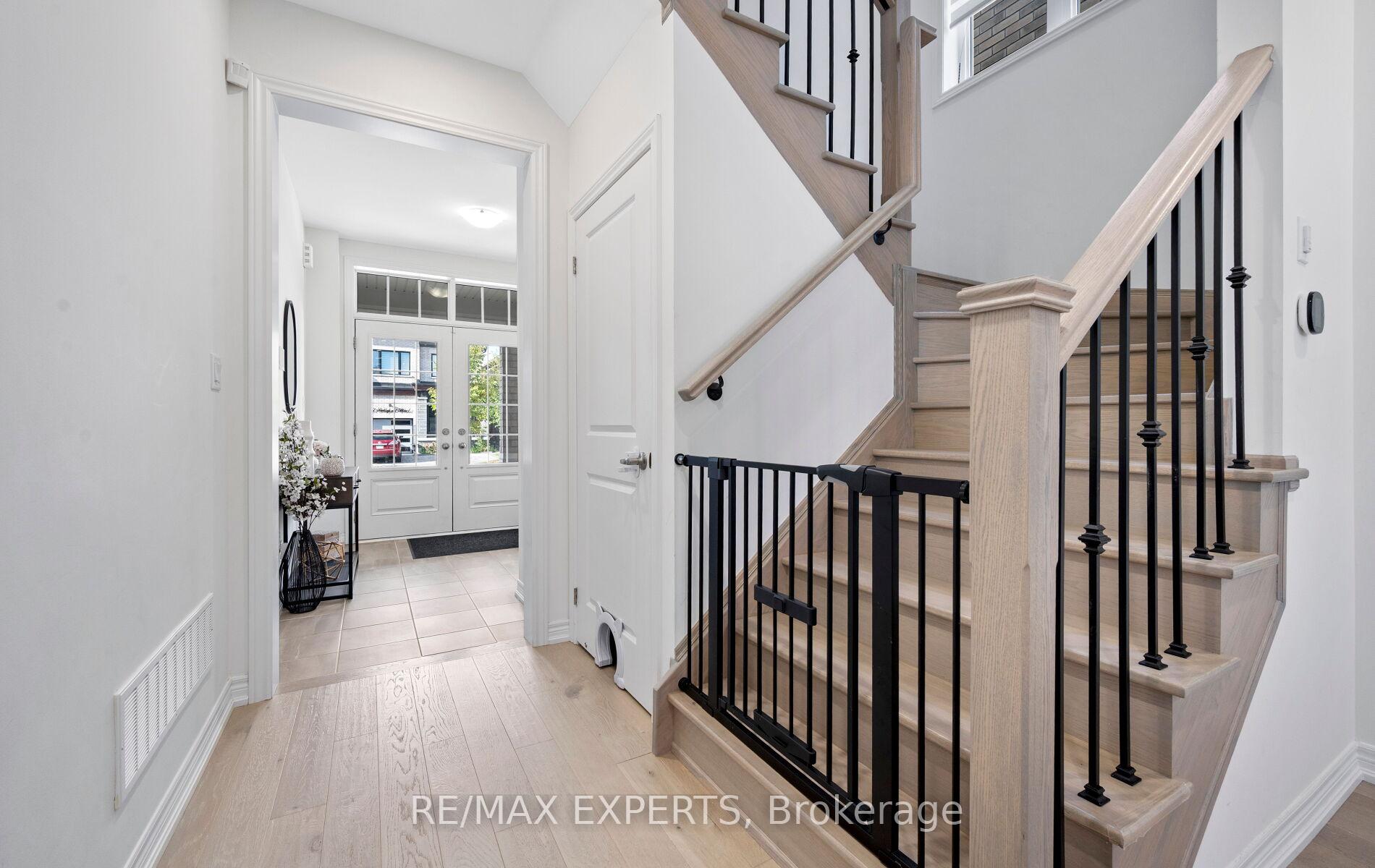 Photo 6 of 58 Bellefond Street, Vaughan, Kleinburg — HOMEH