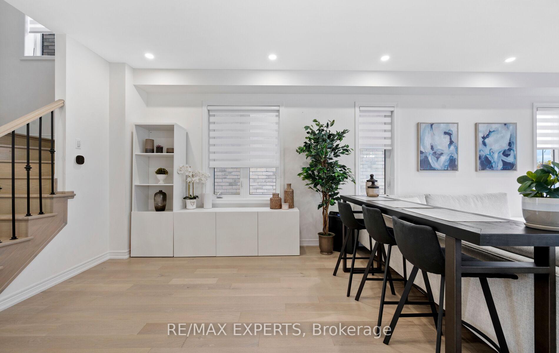 Photo 9 of 58 Bellefond Street, Vaughan, Kleinburg — HOMEH