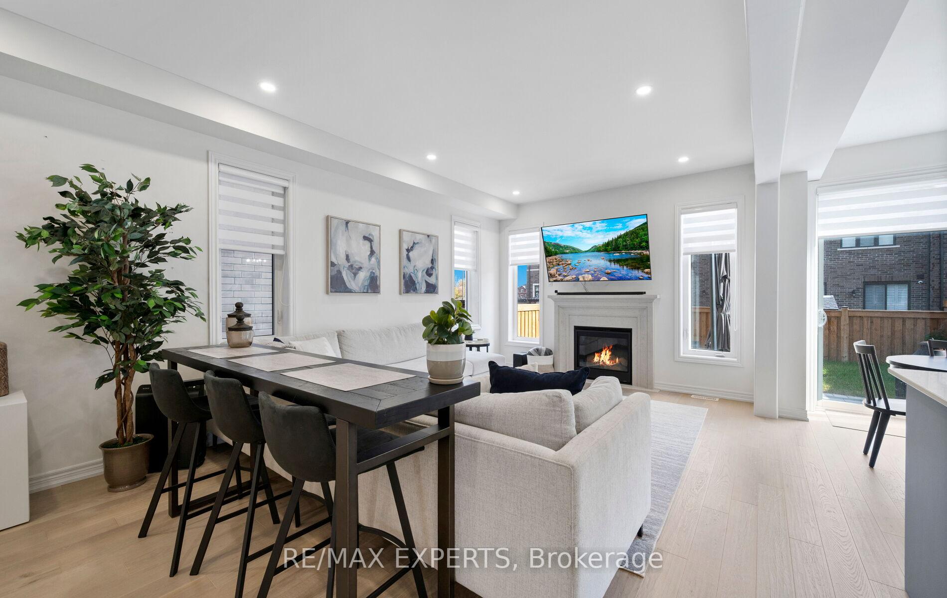 Photo 10 of 58 Bellefond Street, Vaughan, Kleinburg — HOMEH