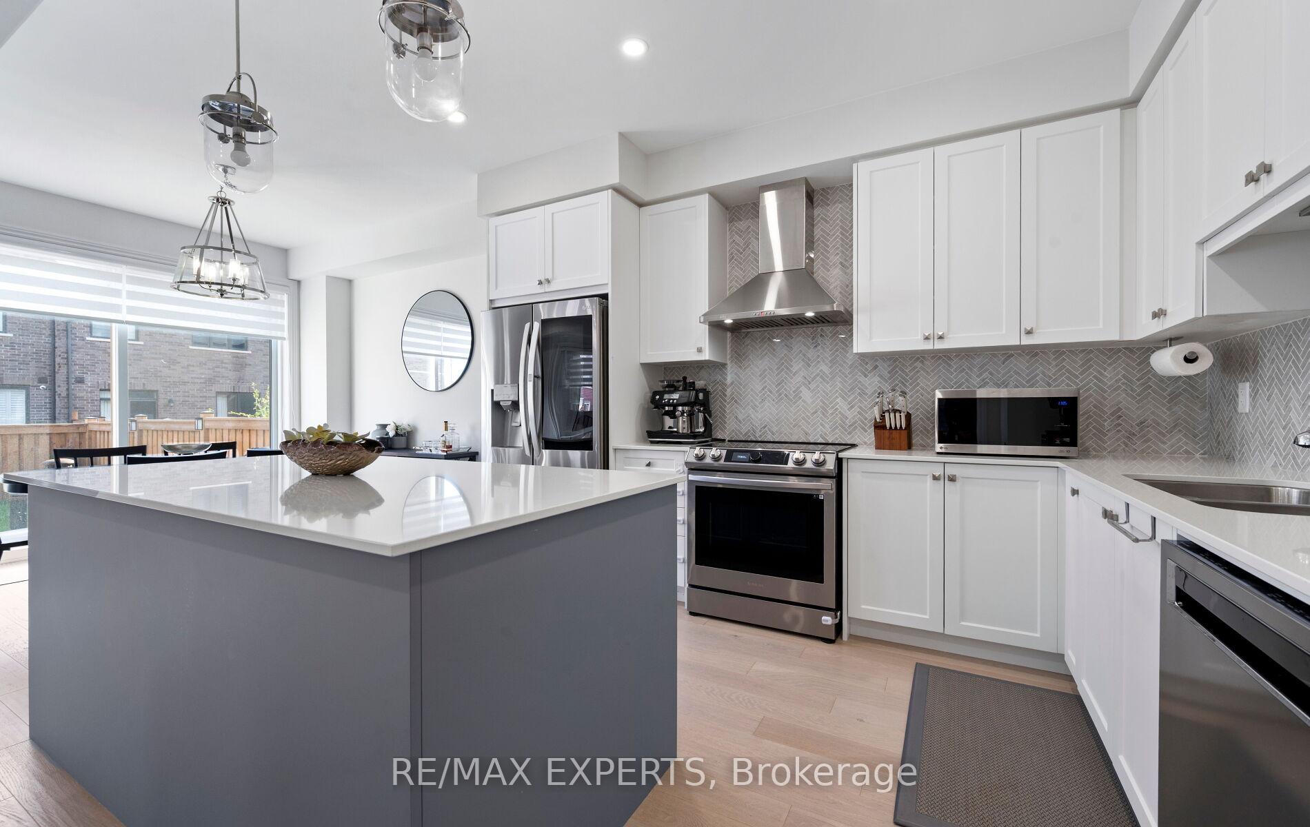 Photo 16 of 58 Bellefond Street, Vaughan, Kleinburg — HOMEH