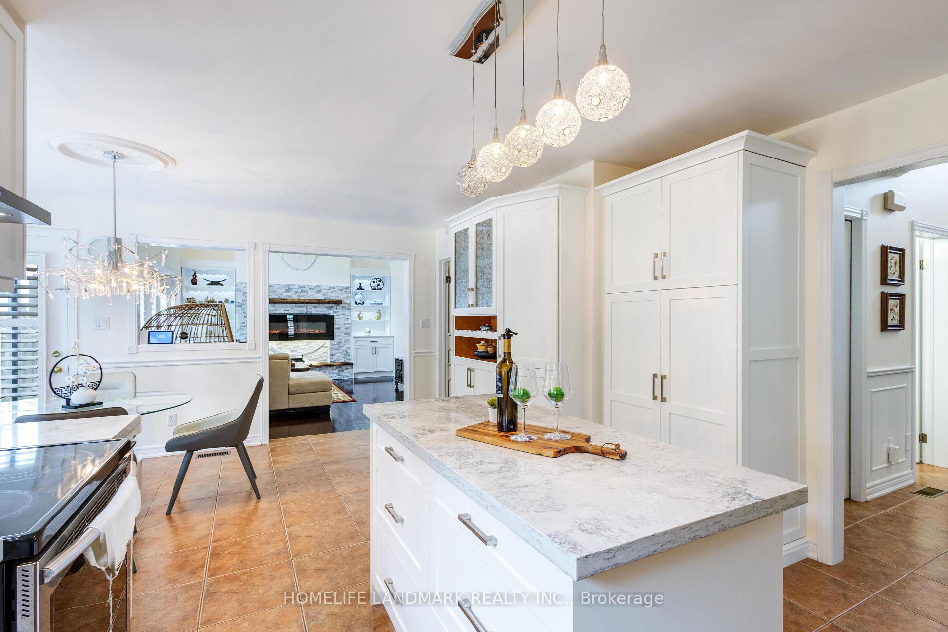 Photo 14 of 525 Leighland Drive, Waterloo — HOMEH