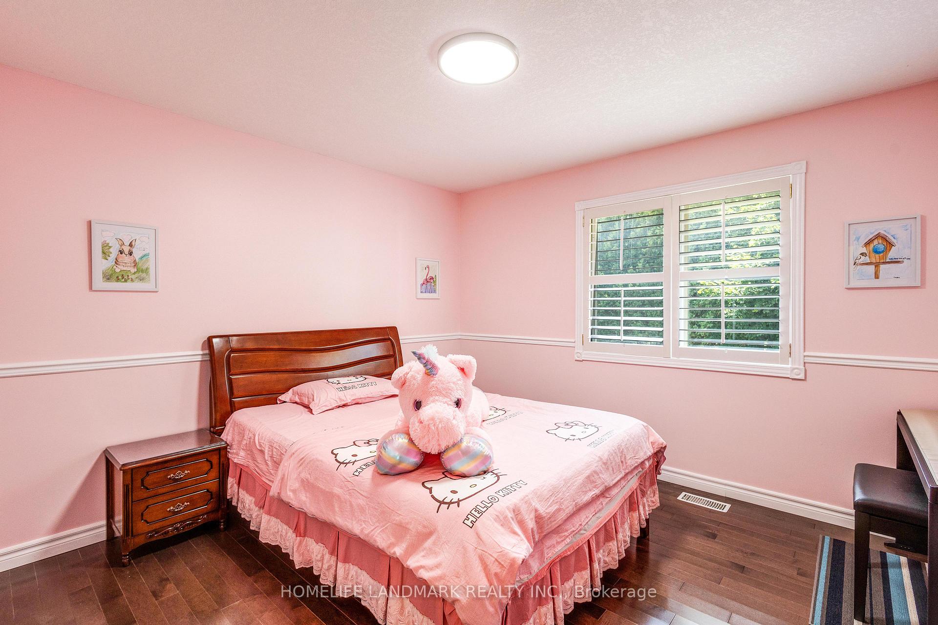 Photo 34 of 525 Leighland Drive, Waterloo — HOMEH