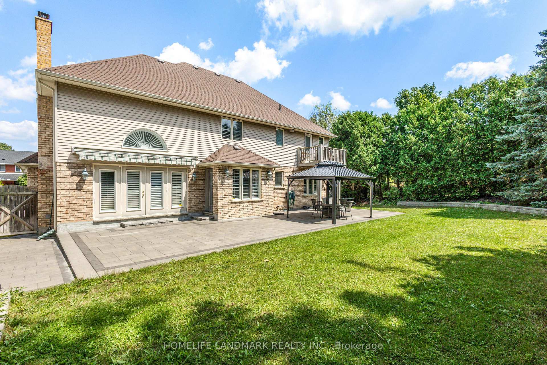 Photo 45 of 525 Leighland Drive, Waterloo — HOMEH